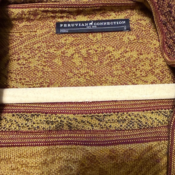 Peruvian Connection Gold and Wine Patterned Waterfall Cardigan - Picture 4 of 4